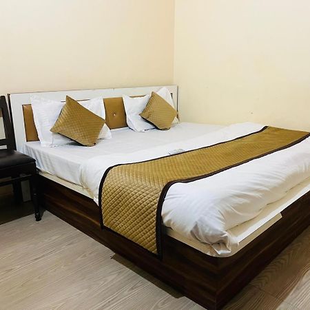 Hotel Shyam Sarover And Restaurant Ringas Екстер'єр фото