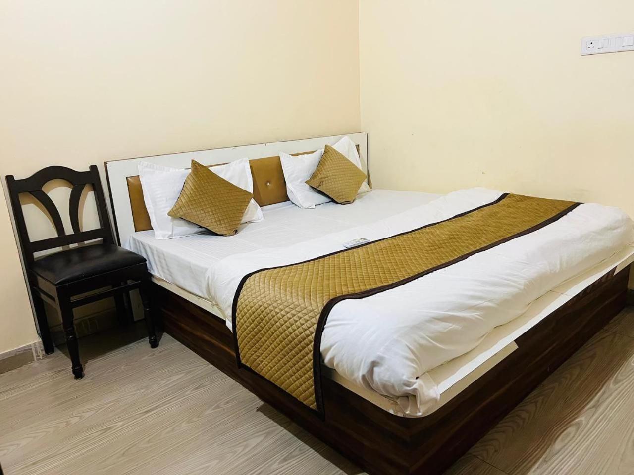 Hotel Shyam Sarover And Restaurant Ringas Екстер'єр фото