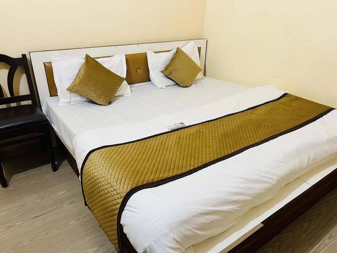 Hotel Shyam Sarover And Restaurant Ringas Екстер'єр фото