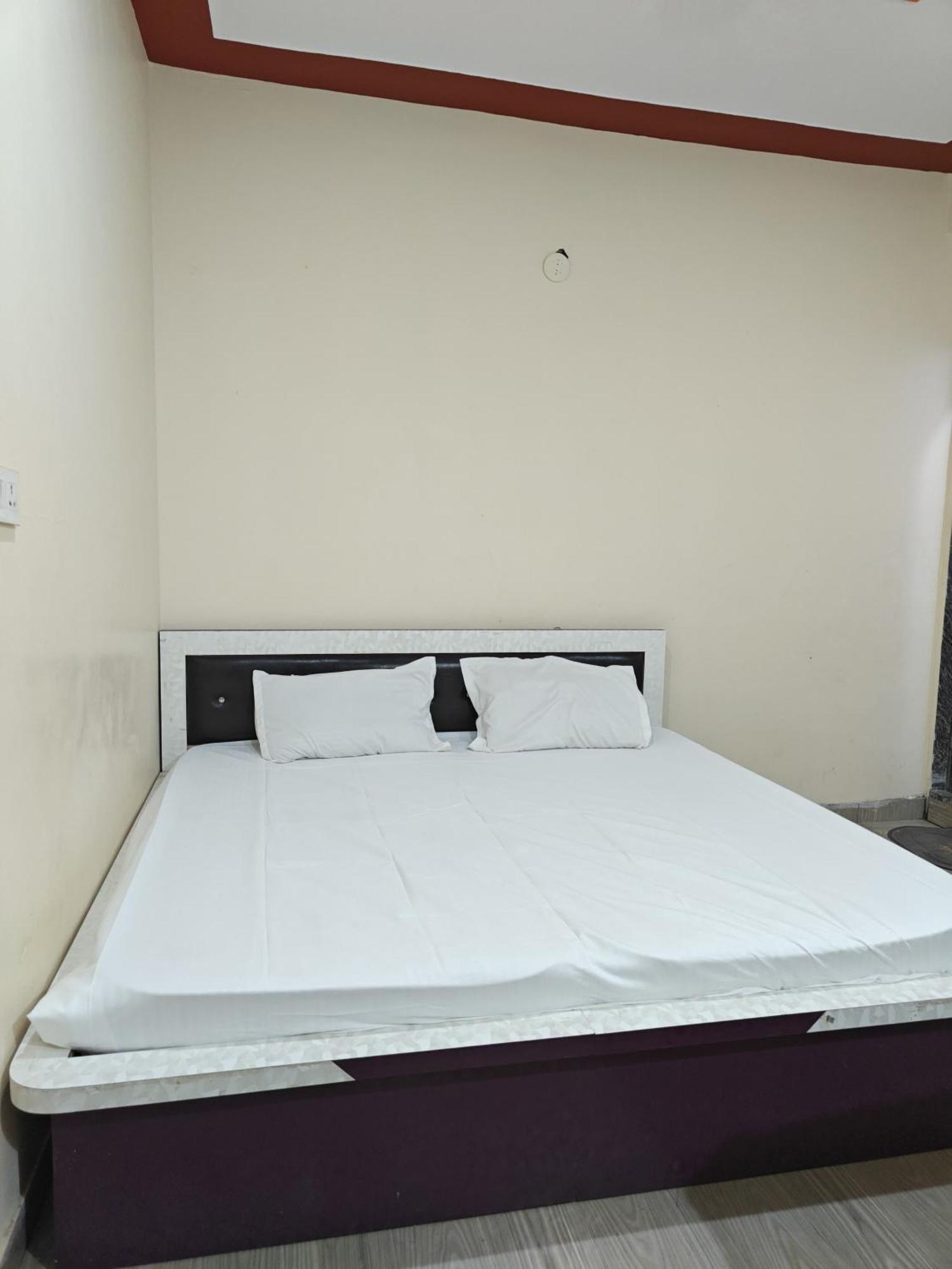 Hotel Shyam Sarover And Restaurant Ringas Екстер'єр фото